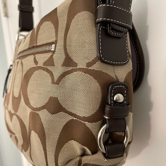 Coach Signature Shoulder Bag. Gently used. - Picture 5 of 10